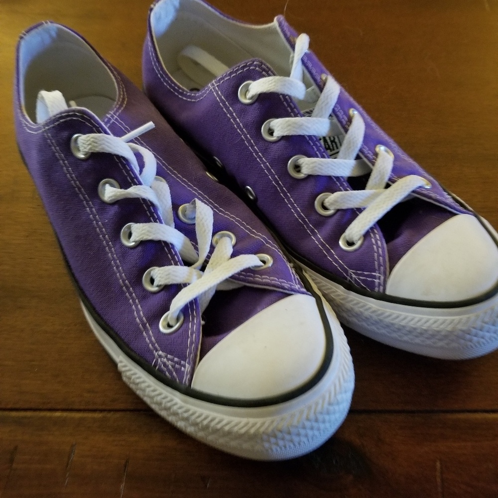 Converse shoes purple